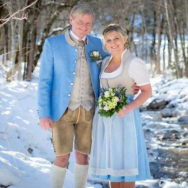 Hochzeitsdirndl und Brautmode in Salzburg